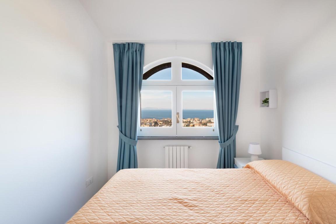 Holiday home Sorrentovibes - Sea View Rooftop With Jacuzzi & Garden *