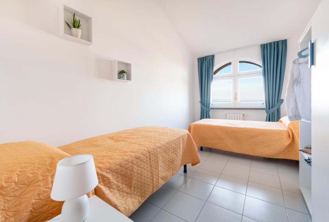 Sorrentovibes - Sea View Rooftop With Jacuzzi & Garden Hébergement de vacances *